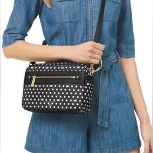 Michael Michael Kors Jet Set Charm East West Camera Crossbody Black and white OS